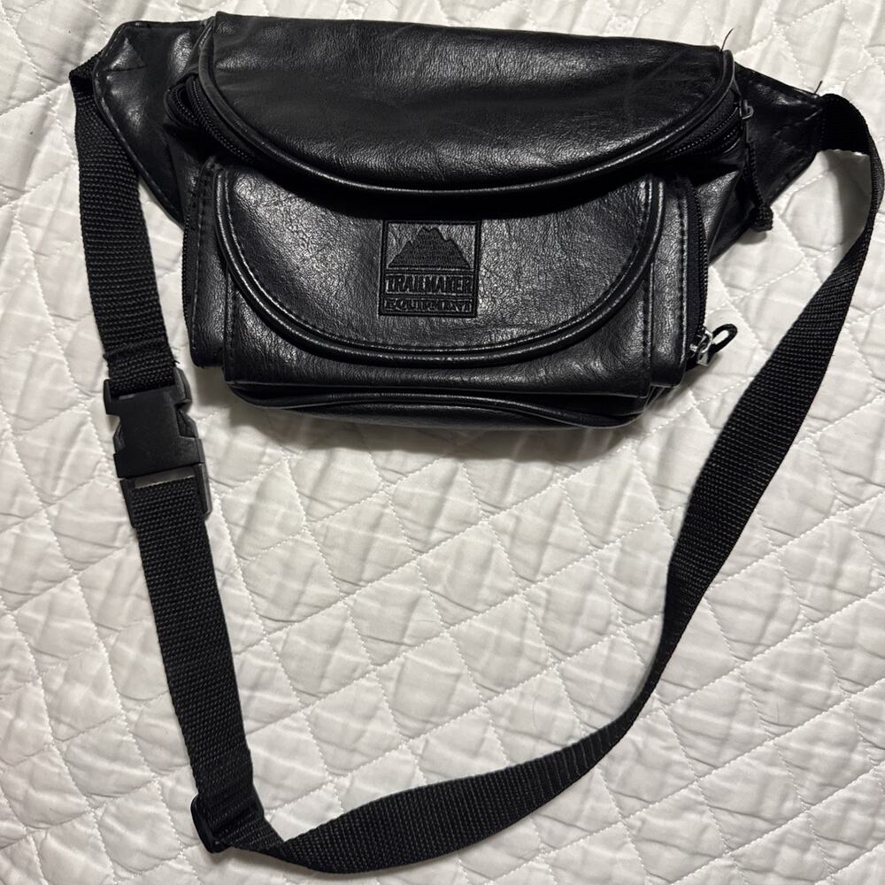 Trailmaker Equipment Fanny Pack Black Vinyl Waist Bag Outdoor Sports Storage